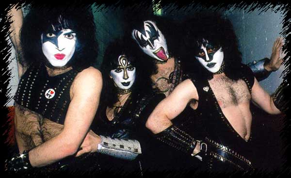 Kiss 1983
